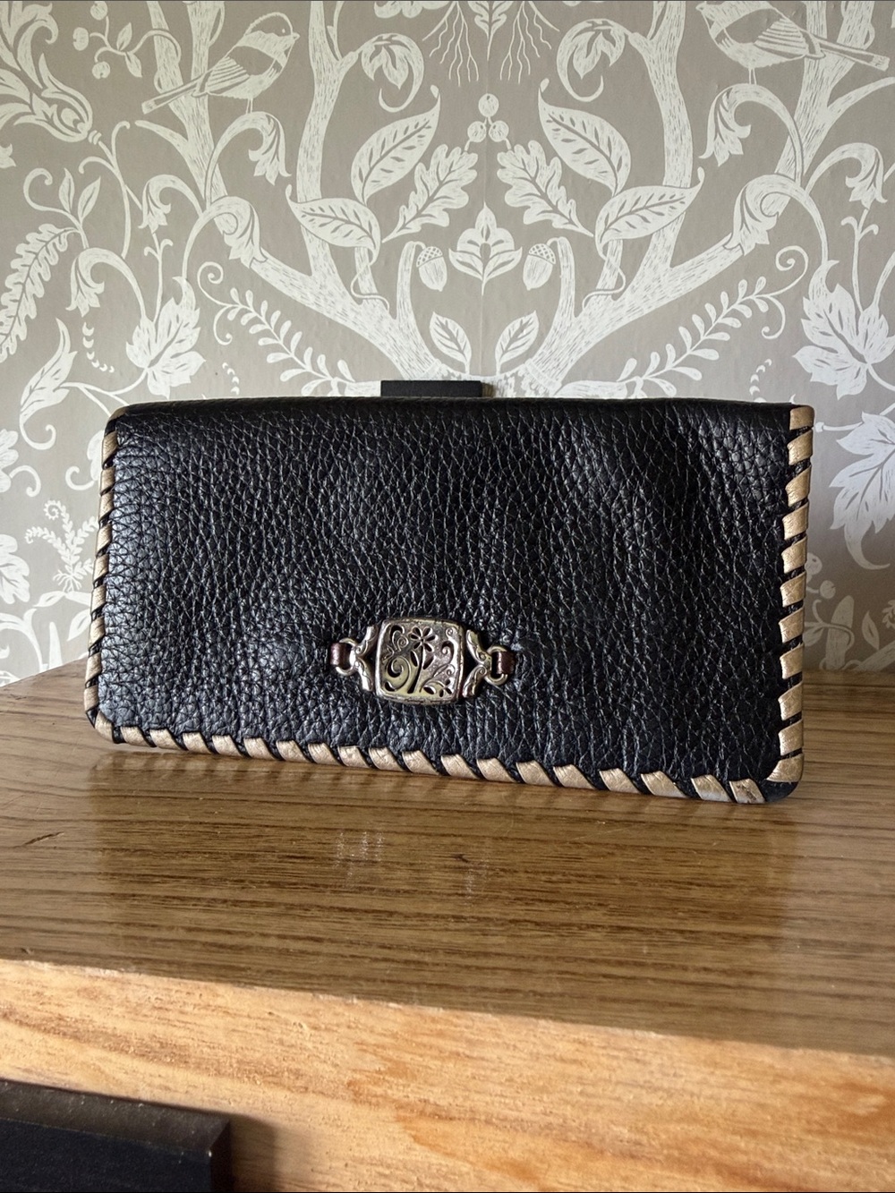 Brighton Black Pebbled Leather Whipstitch Card Agenda Checkbook Wallet